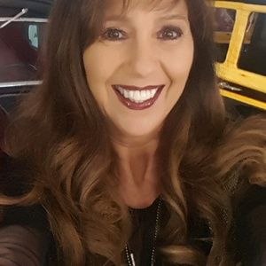 Meet your Posher, Cathy